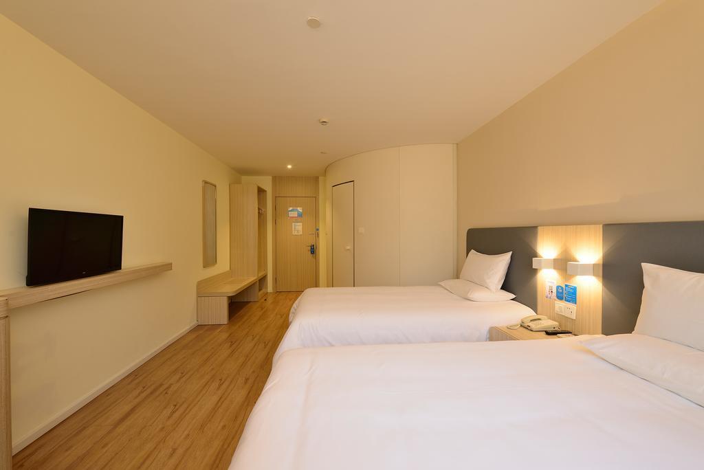 Hanting Hotel Shanghai Zhenping Rd エクステリア 写真