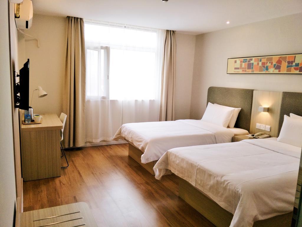 Hanting Hotel Shanghai Zhenping Rd エクステリア 写真